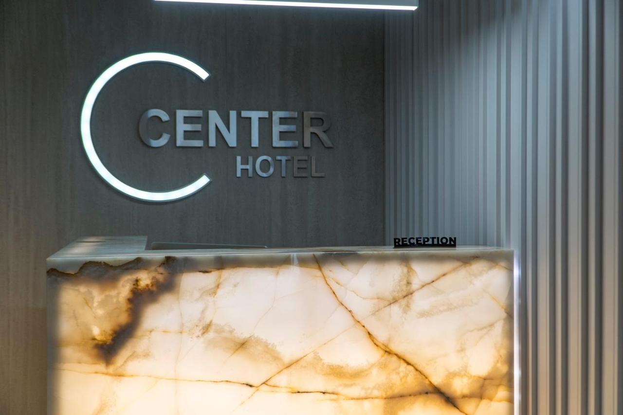 Center Hotel ساراندا المظهر الخارجي الصورة