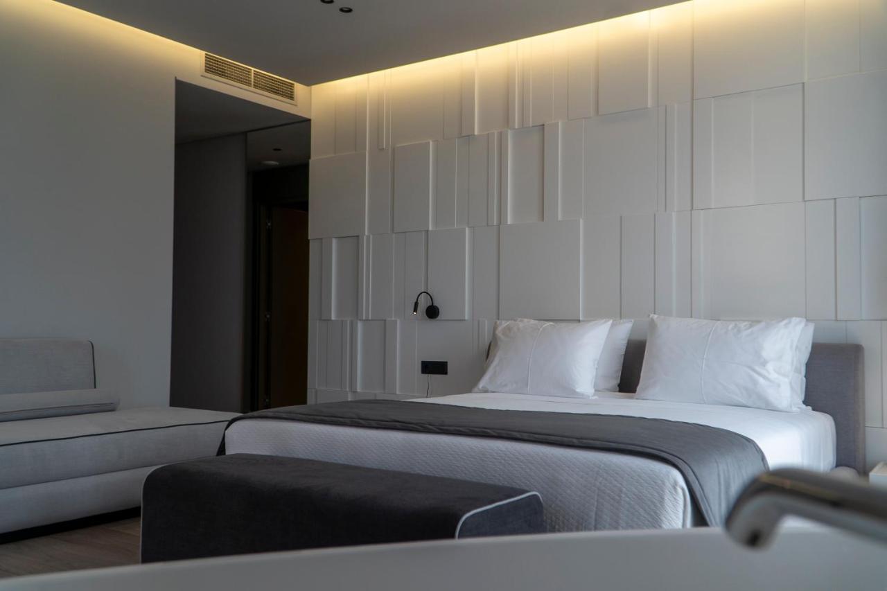Center Hotel ساراندا المظهر الخارجي الصورة