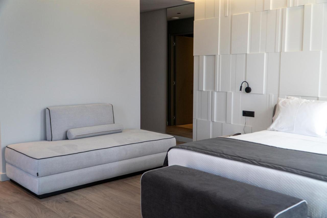 Center Hotel ساراندا المظهر الخارجي الصورة