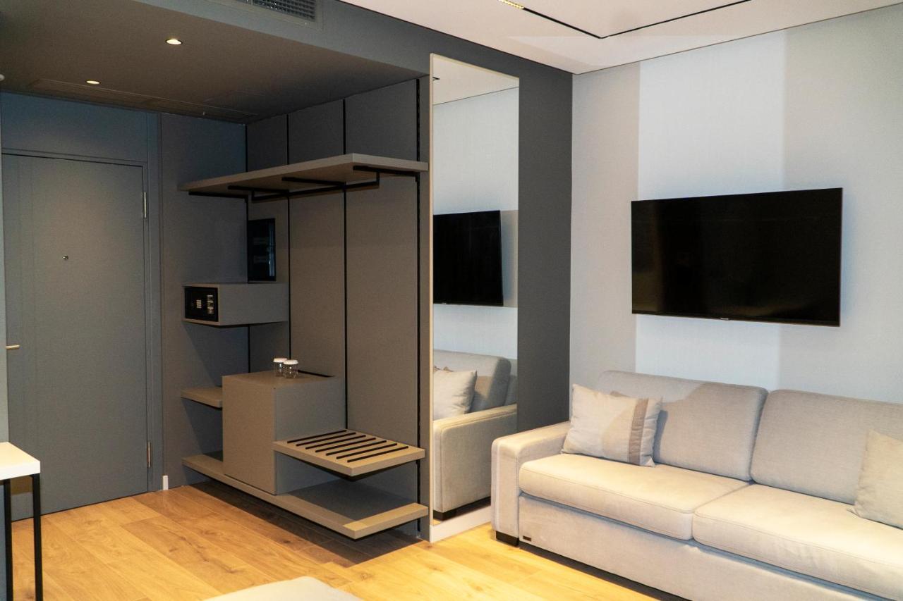 Center Hotel ساراندا المظهر الخارجي الصورة