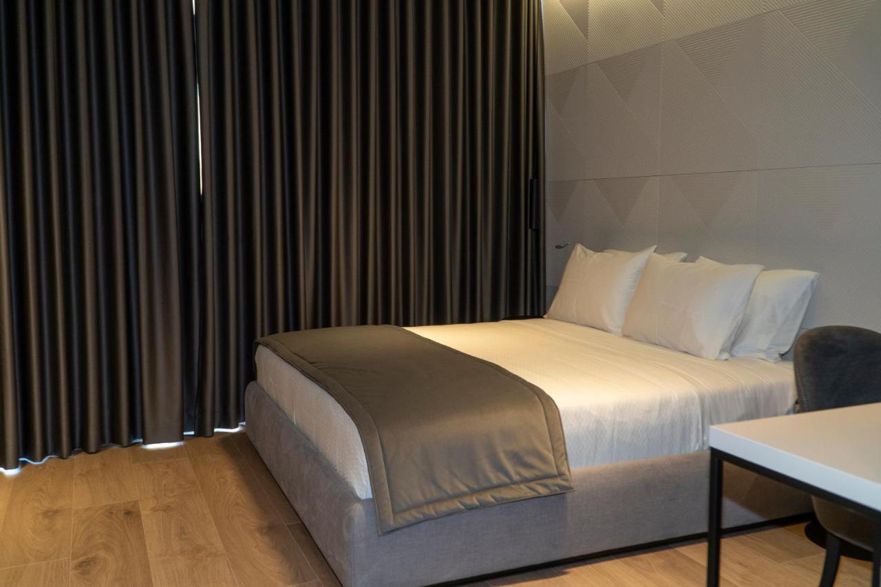 Center Hotel ساراندا المظهر الخارجي الصورة